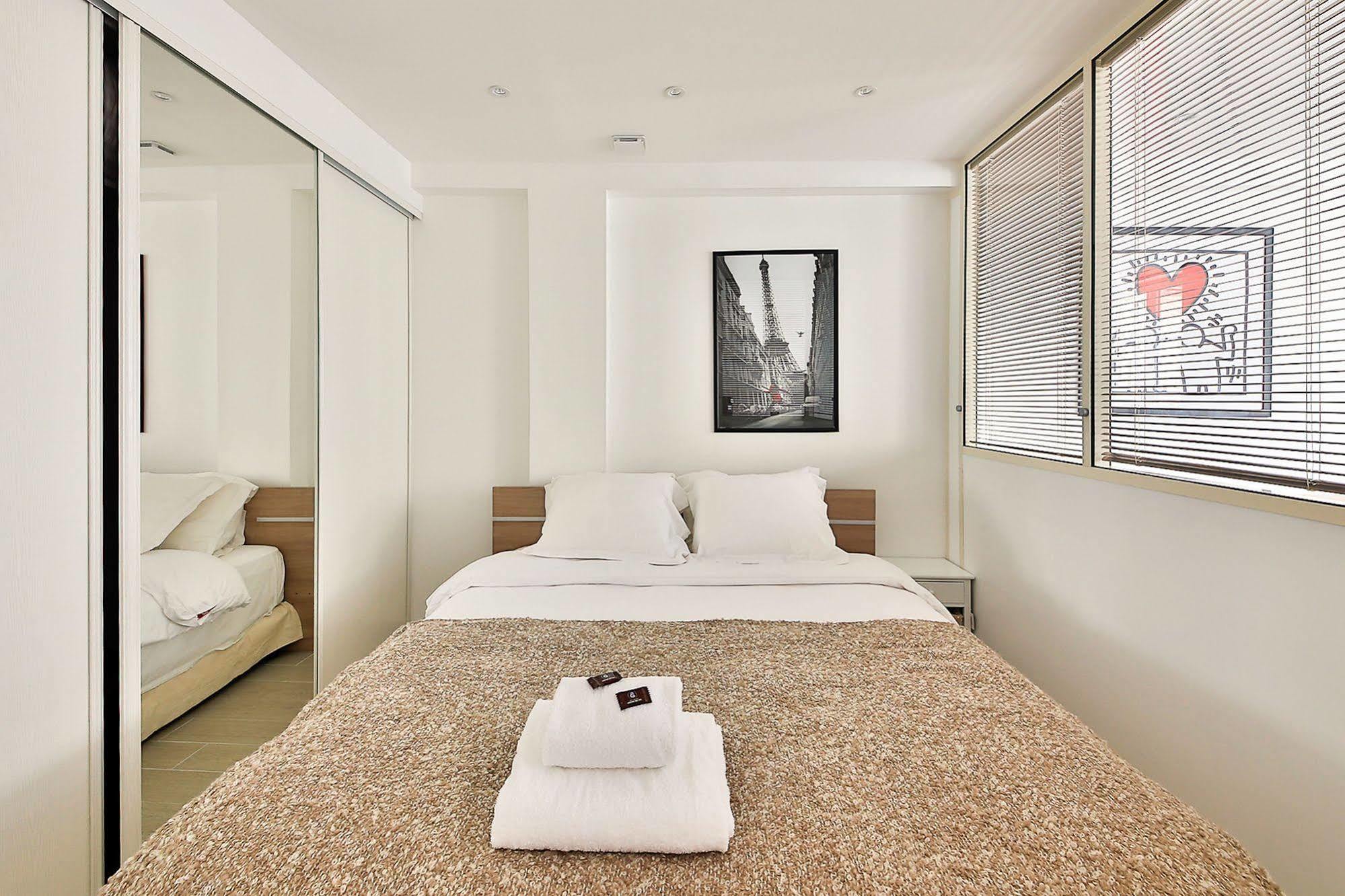 Livinparis - Luxury 2 Bedrooms Grands-Boulevards I Exterior photo
